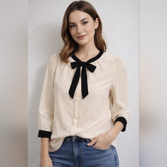 Babaton Tops - Babaton 100% Silk Blouse